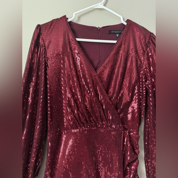Dynamite Sequin Wrap Dress - Picture 4 of 8